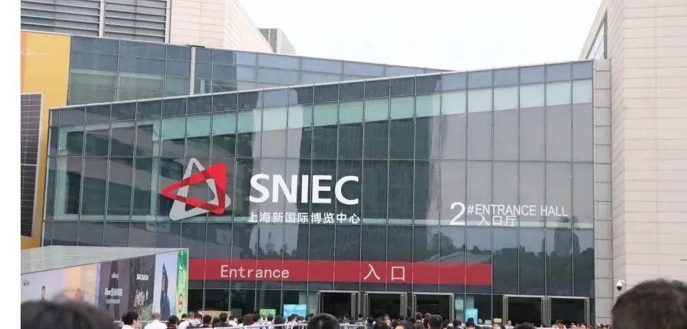 弘正携其最新一代智慧储能风冷/液冷储能一体柜亮相上海SNEC2023