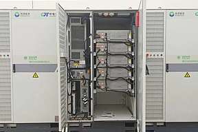 南京一体式液冷储能系统相继进行上电调试