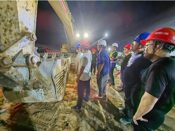 中国安能二局泰安二期抽水蓄能电站水库工程项目首仓趾板混凝土顺利浇筑